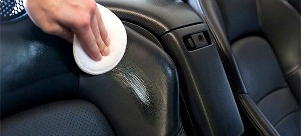 Best Home Remedies to Clean the Car Lights